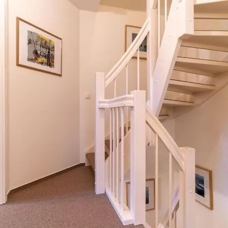Semi-detached House In St Peter-ording بيت للعطل *