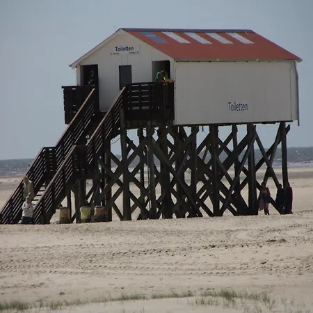 Semi-detached House In St Peter-ording Brösum